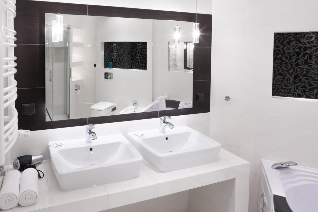 Hotel Mikulski グリヴィツェ エクステリア 写真