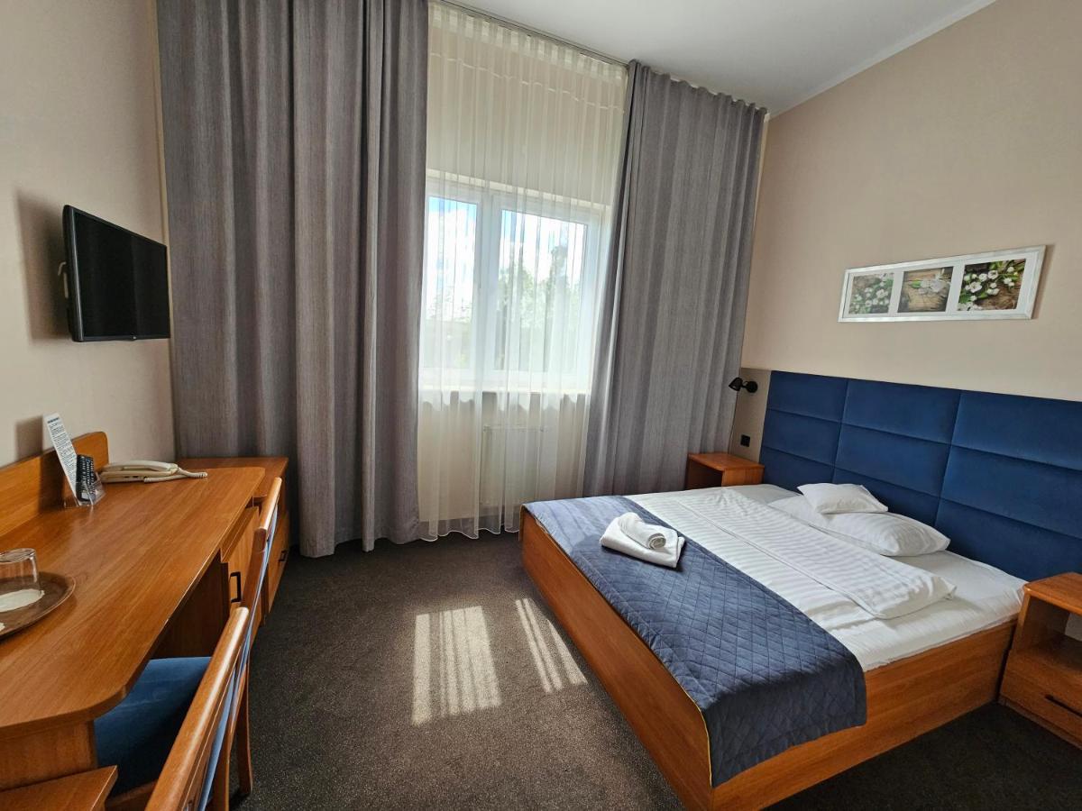 Hotel Mikulski グリヴィツェ エクステリア 写真